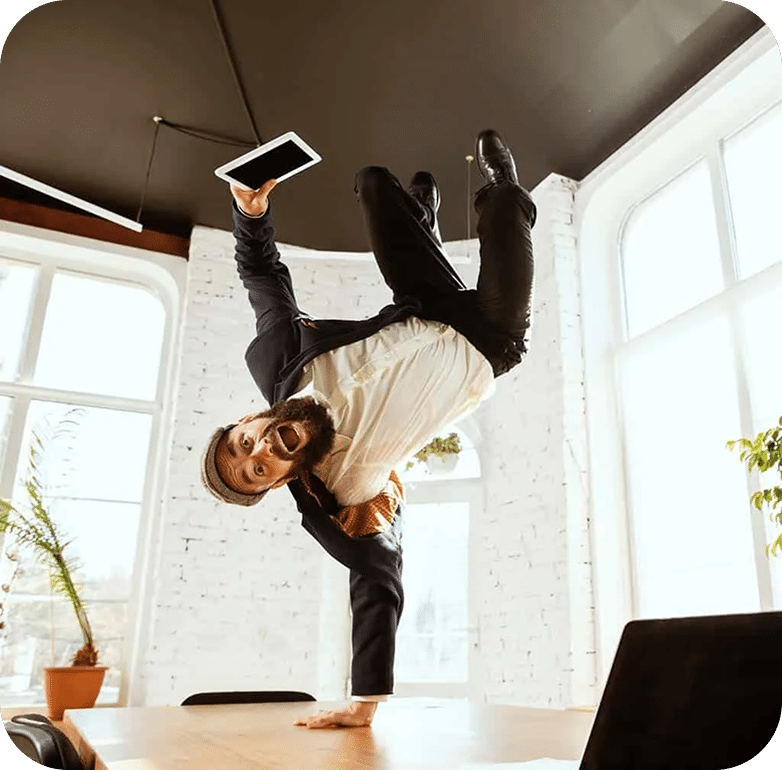 Visual representation of unreliable IT support versus proactive cybersecurity services